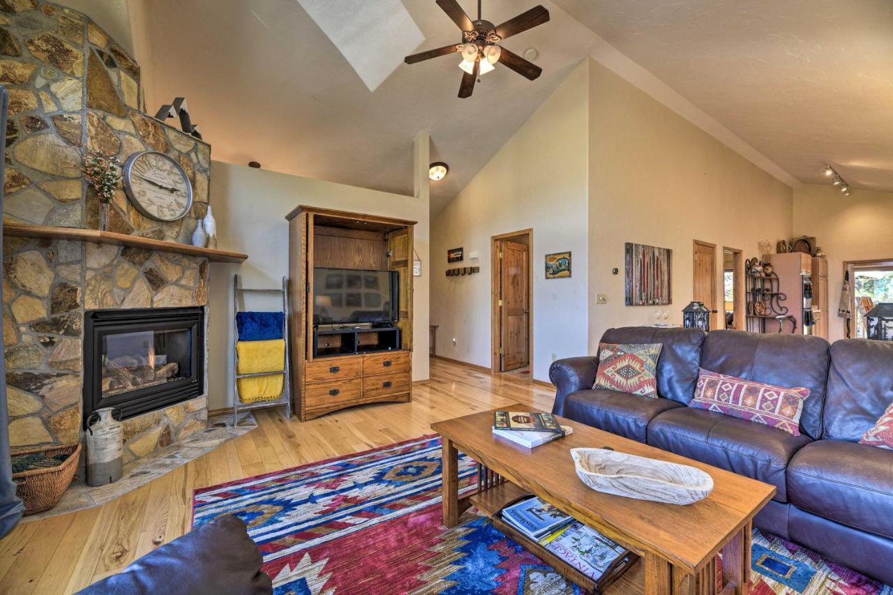 Pagosa Springs Home With Deck And Grill, Walk To Town! المظهر الخارجي الصورة